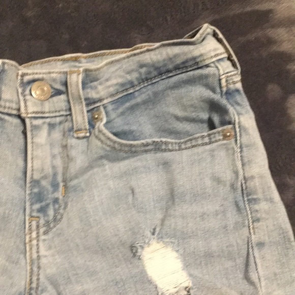 Levi’s (stretchy)24 - Picture 6 of 7